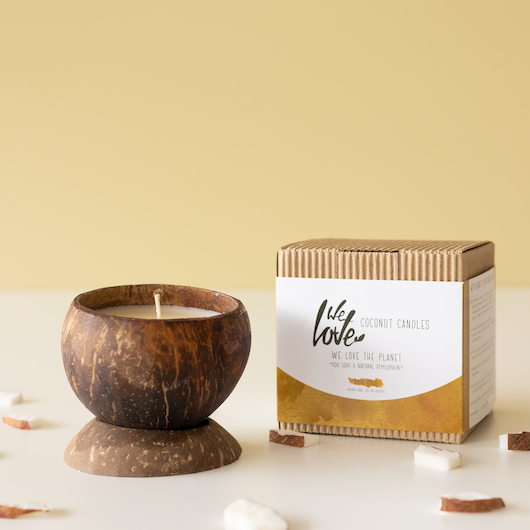 We Love The Planet Coconut candle Cool Coco